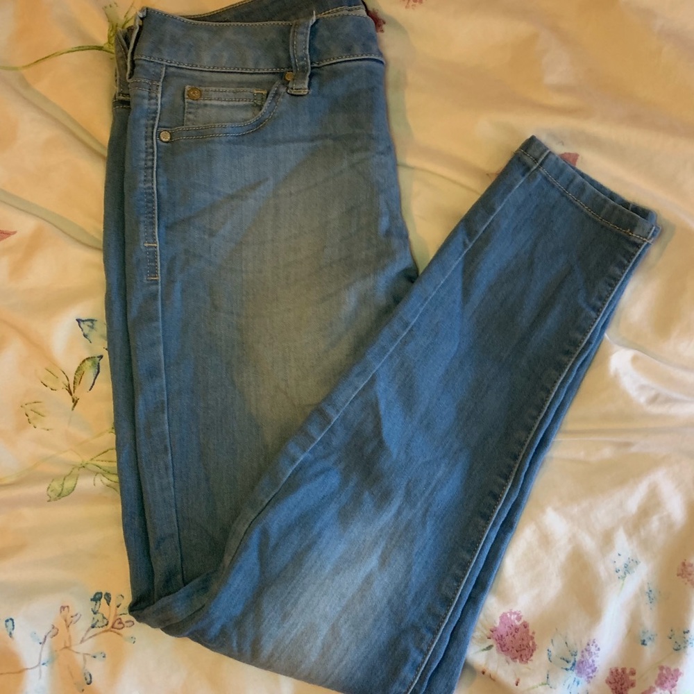 Light Wash Skinny Jeans